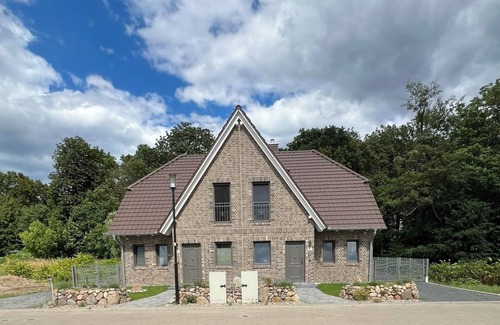Klausdorf House | Holiday Home 'Ferienhaus Am Nationalpark' with Lake View, Wi-Fi and Air Conditioning
