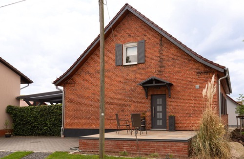 Karstadt House | Holiday Home 'Ferienhaus Wegblüte' with Private Terrace