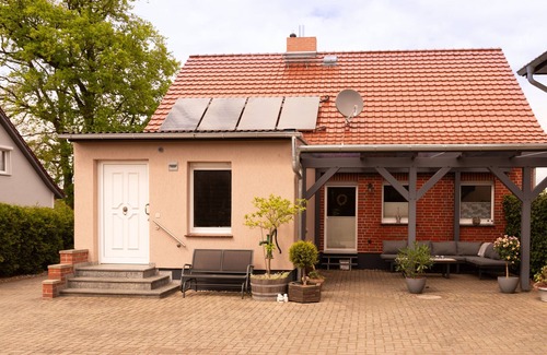 Karstadt House | Holiday Home 'Ferienhaus Wegblüte' with Private Terrace