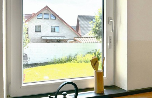 Ahaus House | Holiday Home 'Ferienhaus Ahaus' with Private Terrace, Private Garden and Wi-Fi