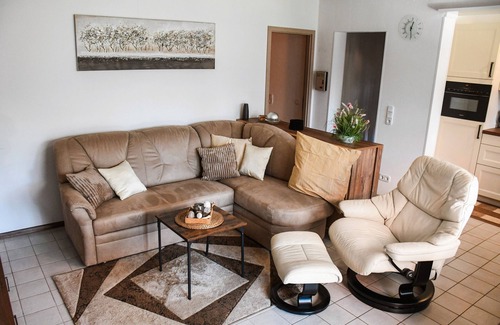 Wegberg House | Holiday home "Ferienhaus Zissi" with private outdoor sauna, garden, and WiFi