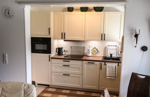 Wegberg House | Holiday home "Ferienhaus Zissi" with private outdoor sauna, garden, and WiFi