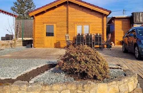 Stotternheim House | Holiday Home 'Ferienhaus Seeblick' with Lake View, Private Terrace and Air Conditioning