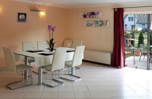 Verchen House | Holiday Home Ferienpark Verchen-1 by Interhome