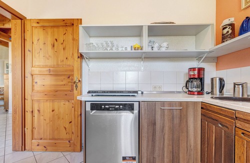 Bissendorf House | Holiday Home 'Ferienwohnung Im Grünen' with Shared Terrace and Wi-Fi