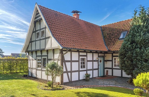 Bissendorf House | Holiday Home 'Ferienwohnung Im Grünen' with Shared Terrace and Wi-Fi