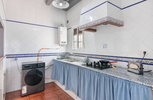Lepe House | Holiday Home 'Finca El Abuelo' with Private Pool, Private Terrace and Wi-Fi
