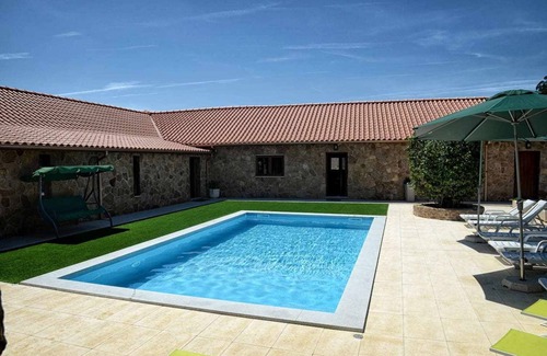 Codecoso House | Holiday Home for 17 persons with Barbecue and Private Pool