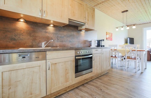Sahrensdorf House | Holiday home for 5 guests with 58m² in Fehmarn (51639)