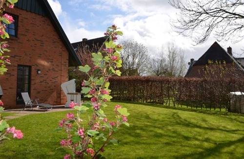 Oldsum House | Holiday home for 6 guests with 100m² in Oldsum (105476)