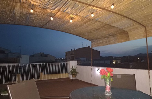 Mora la Nova House | Holiday Home 'Forn Magí' with Private Terrace, Wi-Fi and Air Conditioning