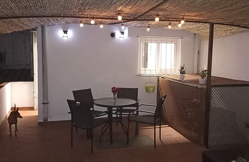 Mora la Nova House | Holiday Home 'Forn Magí' with Private Terrace, Wi-Fi and Air Conditioning