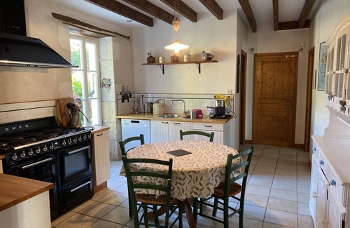 Chaille-les-Marais House | Holiday Home 'L'hébergerie Sablotine' with Private Pool, Private Terrace and Wi-Fi
