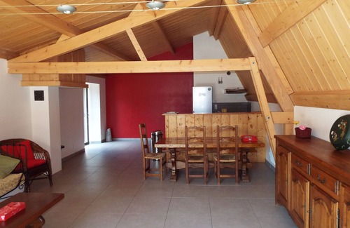 Pont-de-Labeaume House | Holiday Home in Ardèche near Château de Ventadour