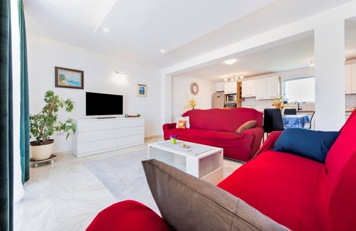 Debeljuhi House | Holiday Home Fradelani