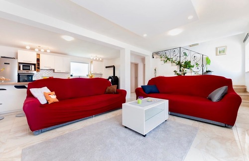 Debeljuhi House | Holiday Home Fradelani