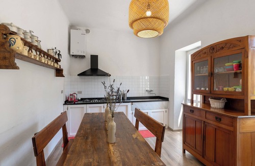 Rezzo House | Holiday Home 'Franca Nature Holidays' with Private Terrace, Private Garden and Wi-Fi