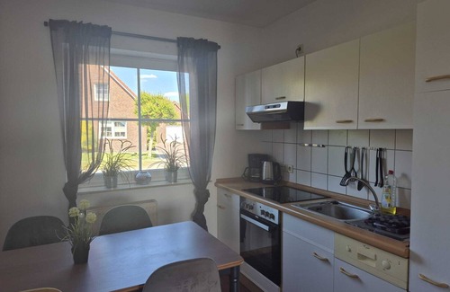 Ditzumerverlaat Apartment | Holiday home Freiblick A
