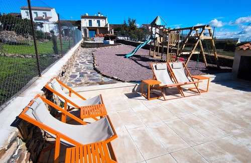 Encinasola House | Holiday Home "Fuerte Thirteen"
