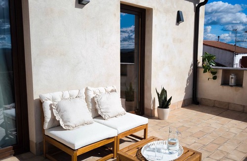 Encinasola House | Holiday Home "Fuerte Thirteen"