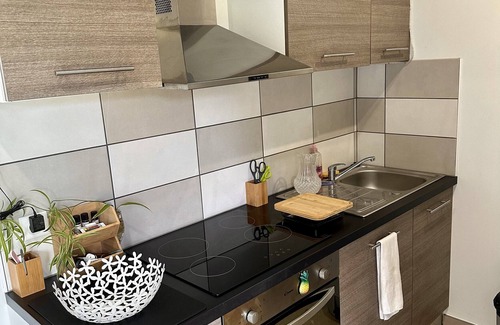Masseret House | Holiday Home 'Gîte Cosy Forme Et Bien-être' with Shared Pool, Wi-Fi and Air Conditioning