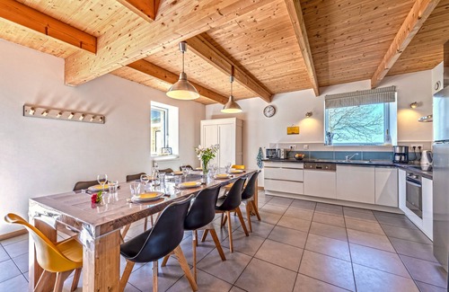 Plouguerneau House | Holiday Home 'Gîte Avec Piscine Privée Chauffée' with Private Terrace, Private Garden and Wi-Fi