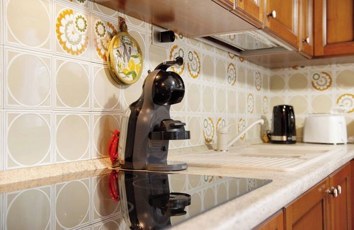 Aosta House | Holiday Home 'Gianluca' with Mountain View, Private Terrace and Wi-Fi