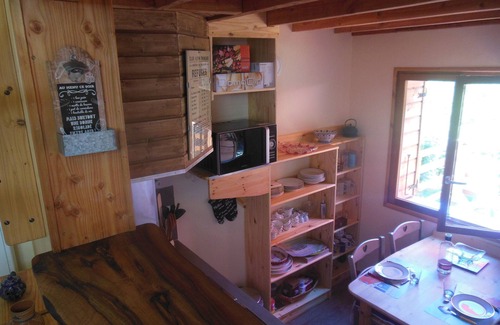 Vinay House | Holiday Home 'Gite 33m2, Vue Sur Le Vercors' with Mountain View, Private Terrace and Wi-Fi