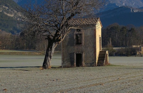Bouvante House | Holiday Home 'Gîte Des Papillons Du Vercors' with Mountain View, Private Terrace and Wi-Fi