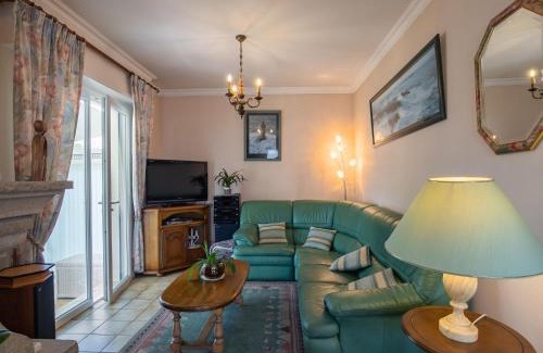 Pleumeur-Bodou House | Holiday Home Gueradur by Interhome