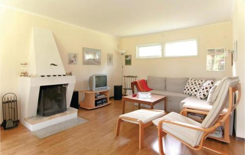 Tingstade House | Holiday Home Hangvar Gullauser Lärbro Ii