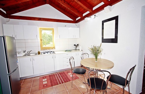 Dol House | Holiday Home Harmony - Holiday Home with Terrace
