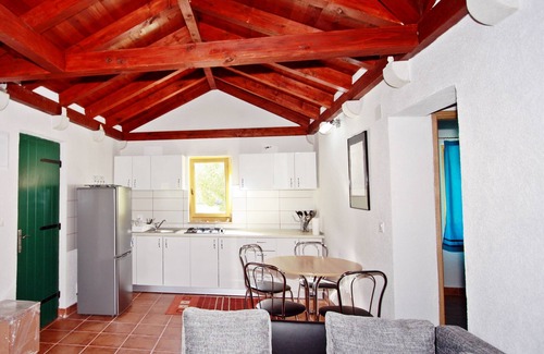 Dol House | Holiday Home Harmony - Holiday Home with Terrace