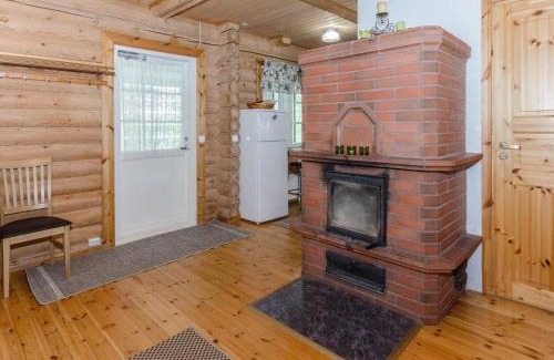 Hattuvaara House | Holiday Home Hatun huilaus by Interhome