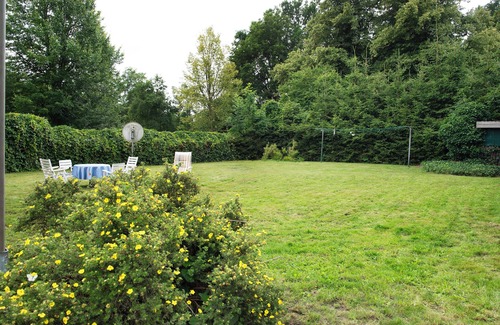 Zolkow House | Holiday Home 'Haus Vierjahreszeiten' with Private Garden