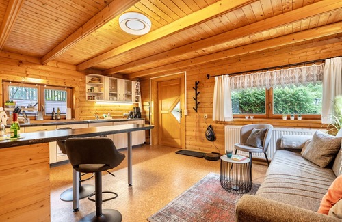 Scheibenberg House | Holiday Home 'Haus Grün' suitable for wheelchairs