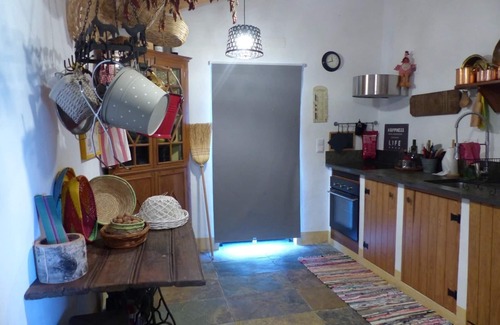 Portalegre House | Holiday Home 'Herdade Da Carapuça' with Mountain View, Private Pool and Wi-Fi