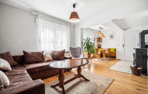 Herschdorf House | Holiday Home Herschdorf Lange-Berg-Str