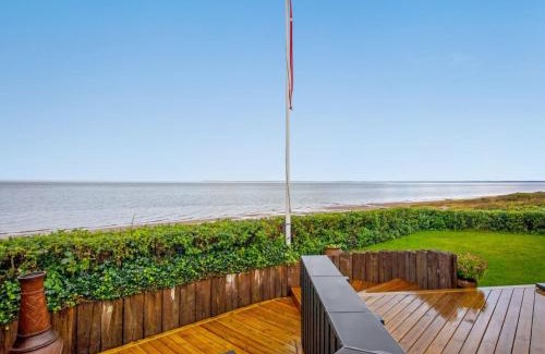 Sjaelborg House | Holiday Home Holmwith - 50m from the sea by Interhome