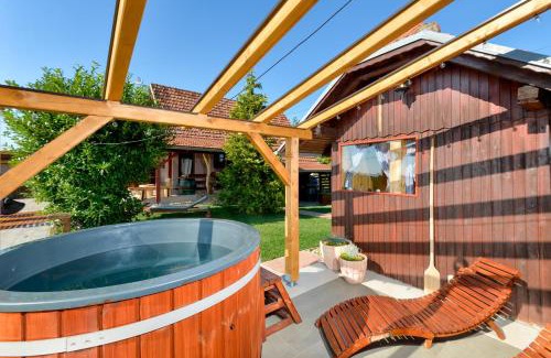 Selnica Villa | Holiday Home Dika
