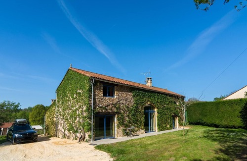 Salles-de-Belves House | Holiday Home in Salles-de-Belvès with Pool