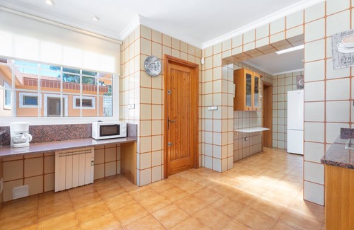 Olocau House | Holiday Home 'Ilusion' with Private Pool, Wi-Fi and Air Conditioning