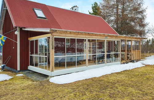Erikslund House | Holiday home in a good location close to nature.