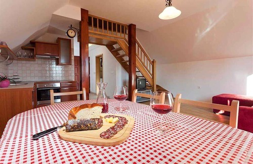 Trska Gora House | Holiday home in a vineyard