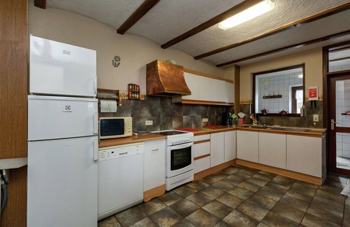 Foy House | Holiday home in Bastogne with garden