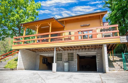 Weris House | Holiday Home in Barvaux Weris with Sauna