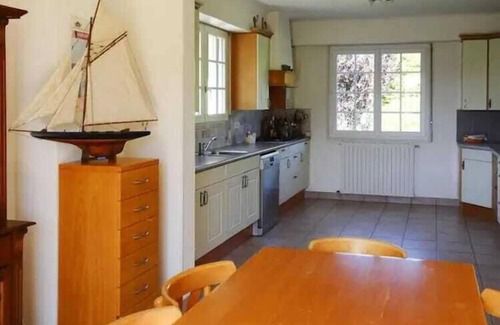Gouesnach House | Holiday Home in Bénodet with Pool & Beaches