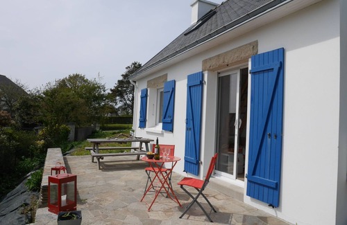 Roscanvel House | Holiday Home in Brittany with Sea Views