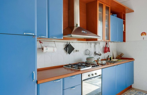 Marina di Carrara House | Holiday Home in Carrara by the Sea