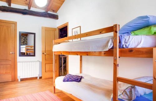 Panton House | Holiday Home in Castrotañe near Sil Cañon